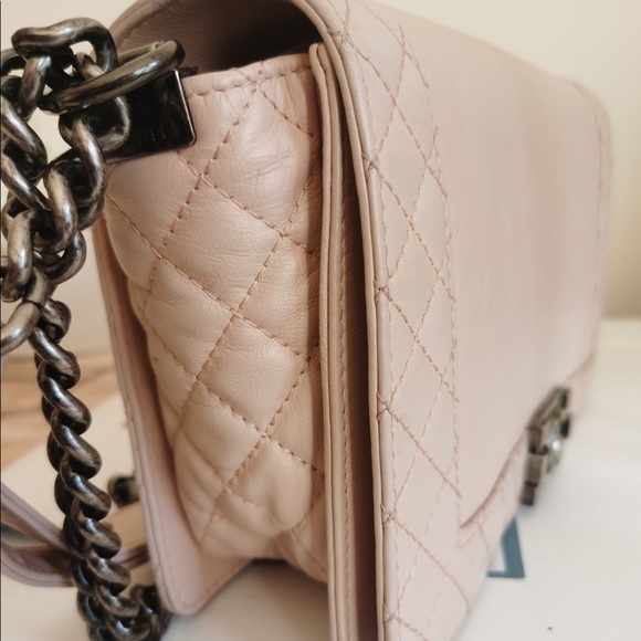 💥MAY Month End SALE in store! Chanel calfskin boy bag light pink - Picture 12 of 12
